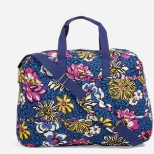 New Vera Bradley Grand Traveler Carry-on Bag in Cotton Signature African Violet
